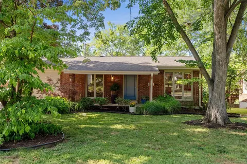 427 Alfred Ave, Saint Louis, MO 63122