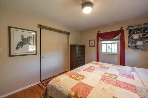Bedroom - 4932 Highway D, Defiance, MO 63341 photo 4 of 4
