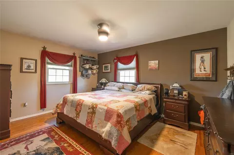 Bedroom - 4932 Highway D, Defiance, MO 63341 photo 1 of 4