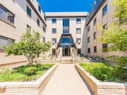 4355 Maryland Ave #409, Saint Louis, MO 63108