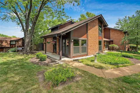 4352 Humber Cir, Saint Louis, MO 63129