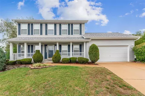 12 Hazeltine Ct, Saint Charles, MO 63303