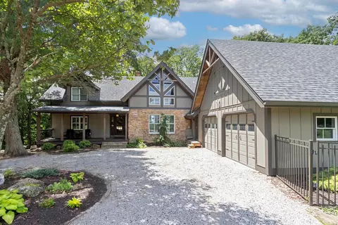 172 Coyote Crest Ln, Augusta, MO 63332