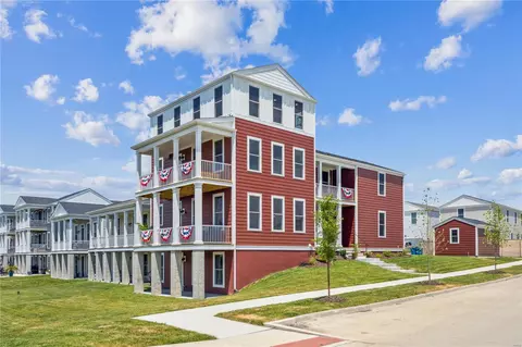 2032 Tiber St, Saint Charles, MO 63301