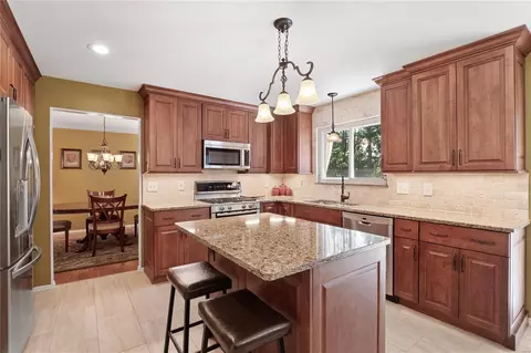 4 Bryan Valley Ct, O'fallon, MO 63366 photo 3