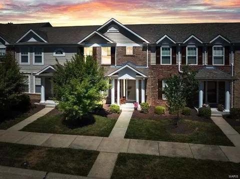 3105 Flatboat Sta, Saint Charles, MO 63301