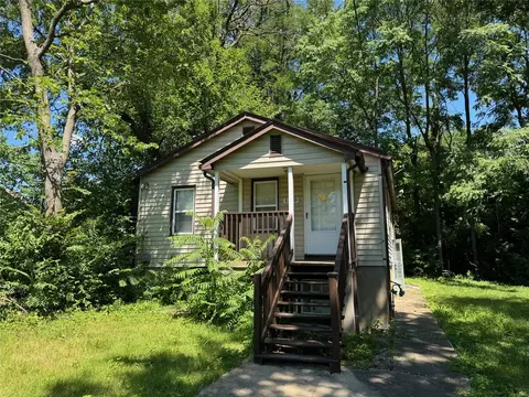 1340 Colby Ave, Saint Louis, MO 63133