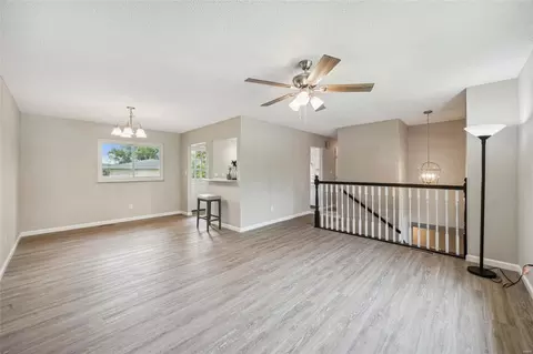 Living - 141 Shaw Dr, Eureka, MO 63025 photo 3 of 4