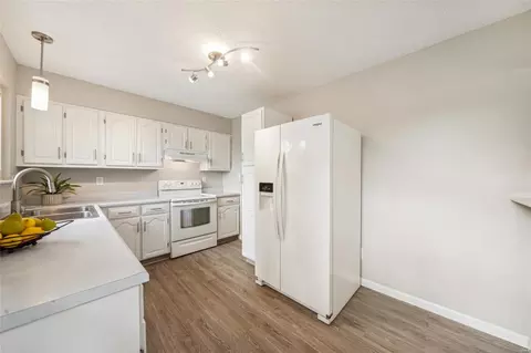 Kitchen - 141 Shaw Dr, Eureka, MO 63025 photo 1 of 2