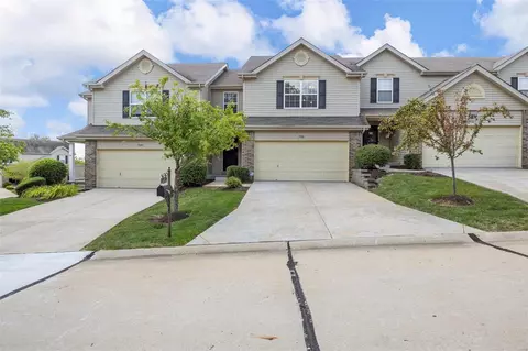 5538 Wavecrest Cir, Saint Charles, MO 63304