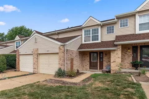 2319 Sandalwood Creek Ct, Wildwood, MO 63038