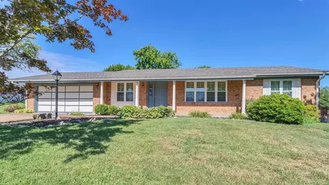 1217 Danvers Dr, Saint Louis, MO 63146