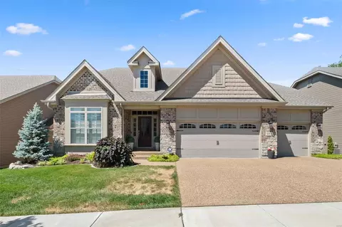 953 Grand Reserve Dr, Chesterfield, MO 63017
