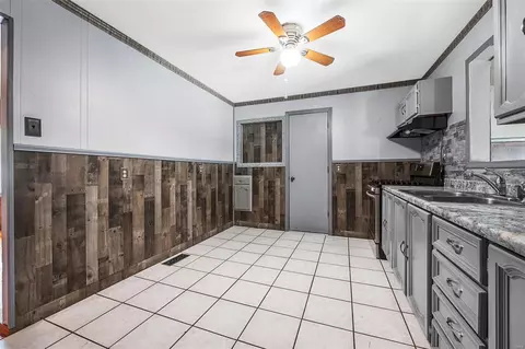 806 Love Dr, O'fallon, MO 63366 photo 16