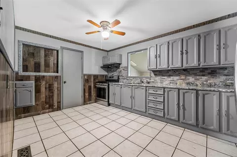 806 Love Dr, O'fallon, MO 63366 photo 14