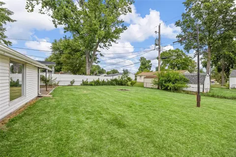 806 Love Dr, O'fallon, MO 63366 photo 25