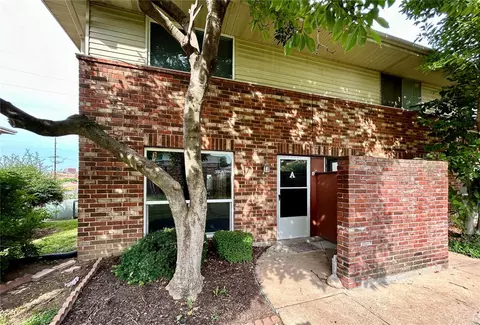 4145 Gallatin Ln #A, Bridgeton, MO 63044