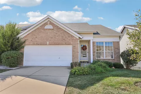 169 Robbins Way Dr, Florissant, MO 63034