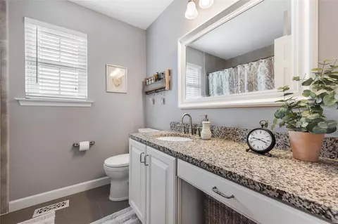 Bath - 1487 Campton Ct, O'fallon, MO 63368 photo 5 of 5