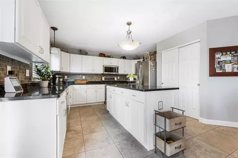 Kitchen - 1487 Campton Ct, O'fallon, MO 63368 photo 1 of 4