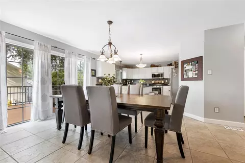 Dining - 1487 Campton Ct, O'fallon, MO 63368 photo 3 of 5