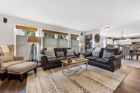 Living - 1487 Campton Ct, O'fallon, MO 63368 photo 2 of 3