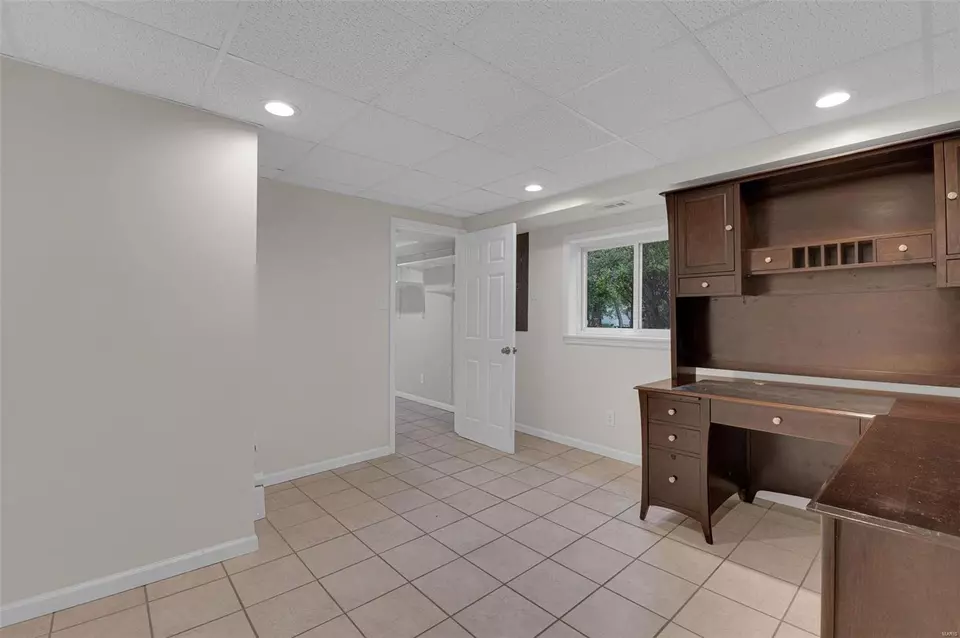 Other - 12647 Tallow Hill Ln, Saint Louis, MO 63146 photo 8 of 13