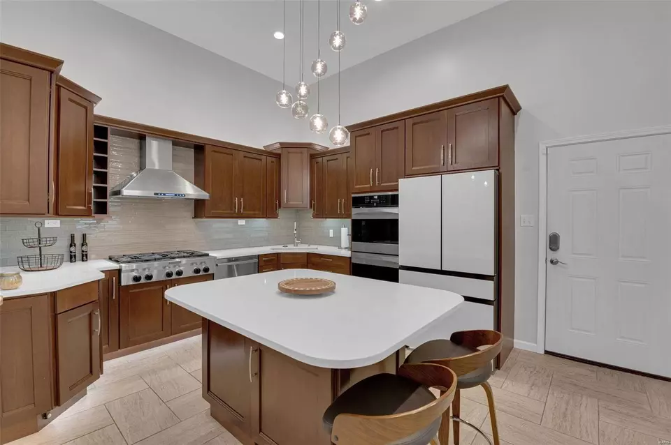 Kitchen - 12647 Tallow Hill Ln, Saint Louis, MO 63146 photo 1 of 3