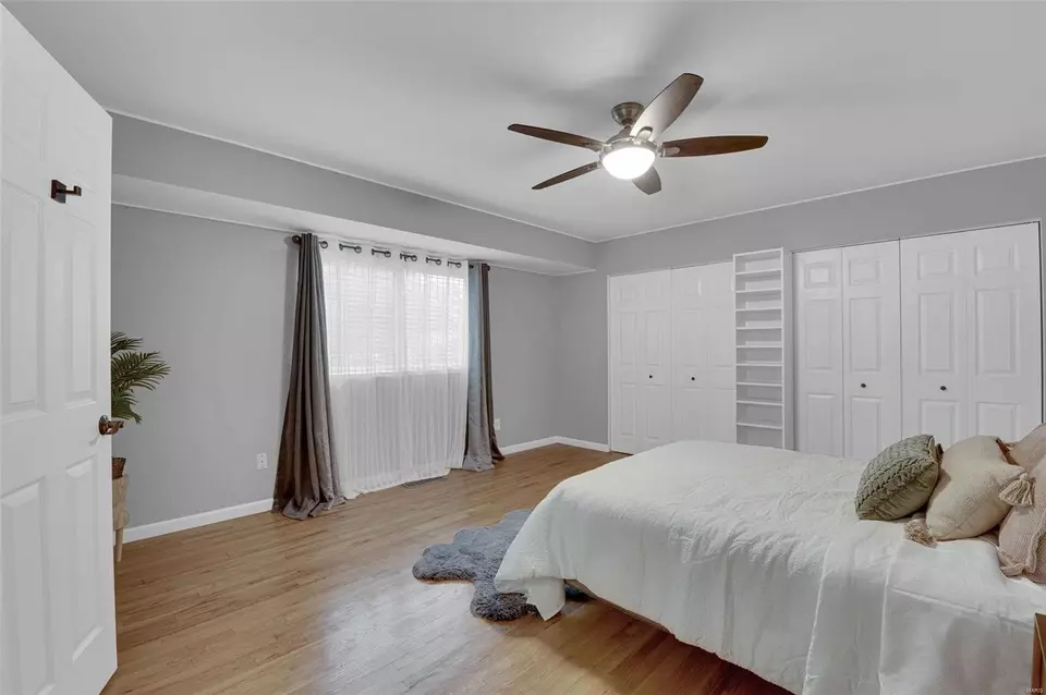 Bedroom - 12647 Tallow Hill Ln, Saint Louis, MO 63146 photo 1 of 7