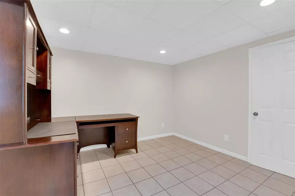 Other - 12647 Tallow Hill Ln, Saint Louis, MO 63146 photo 7 of 13