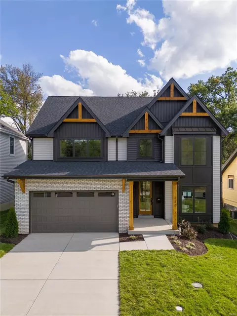 220 W Rose Hill Ave, Kirkwood, MO 63122