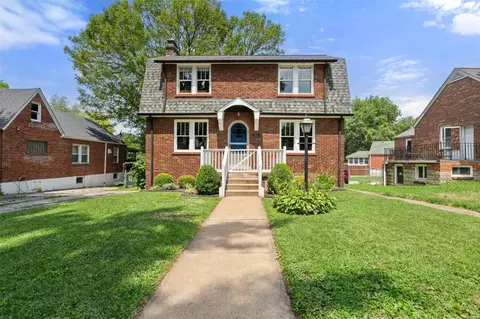 7611 Lindbergh Dr, Saint Louis, MO 63117