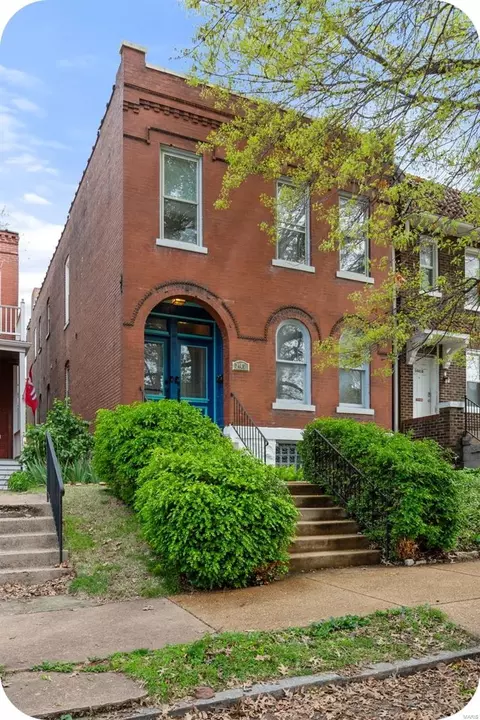 3445 Shenandoah Ave, Saint Louis, MO 63104