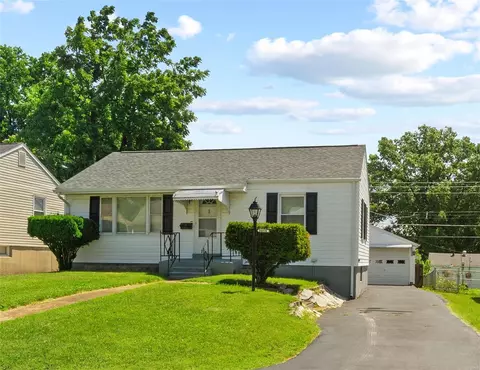2010 Wismer Ave, Saint Louis, MO 63114