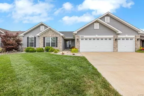 3633 Sweetwater Crossing Pl, Saint Charles, MO 63301