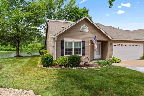1283 Shirley Ridge Dr #A, Saint Charles, MO 63304