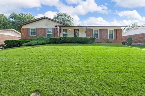 13384 Talleywood Dr, Black Jack, MO 63033