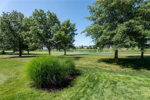 Exterior - 730 Hawk Run Dr, O'fallon, MO 63368 photo 7 of 10