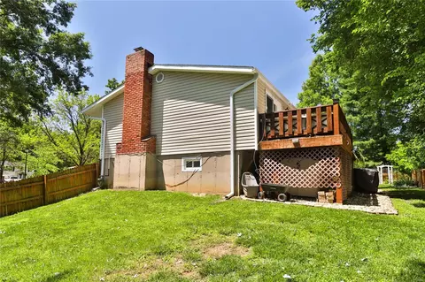 407 Tulsa Ave, Ballwin, MO 63021 photo 43