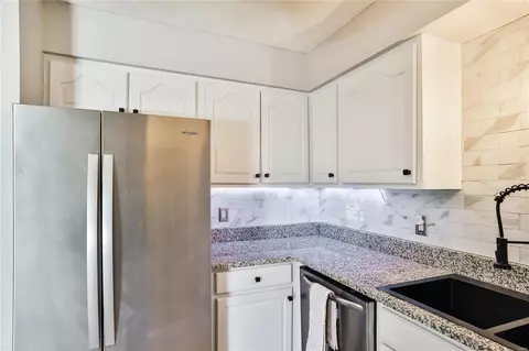 407 Tulsa Ave, Ballwin, MO 63021 photo 20