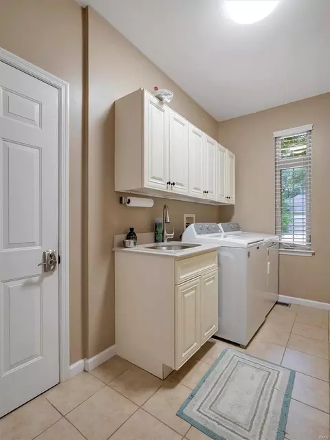 738 Southern Hills Dr, Eureka, MO 63025 photo 25