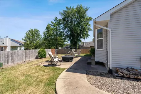 7301 Van Gogh Dr, O'fallon, MO 63368 photo 24