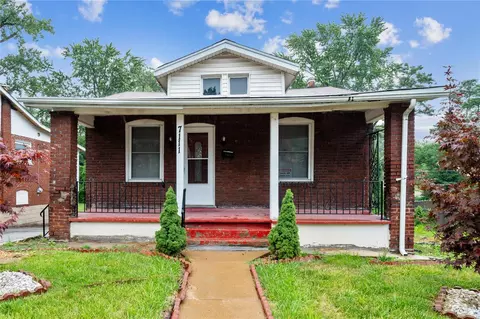 7111 Edison Ave, Saint Louis, MO 63121