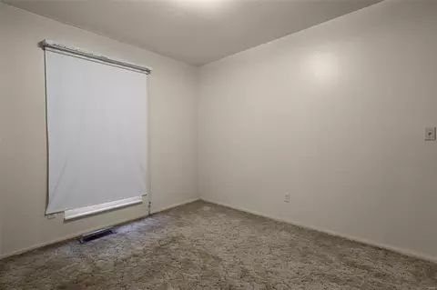 Bedroom - 1004 Dutch Mill Dr, Ballwin, MO 63011 photo 3 of 4