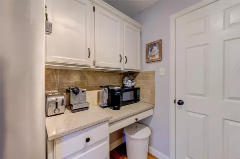 Kitchen - 725 Kerley Ct, Wildwood, MO 63011 photo 4 of 4
