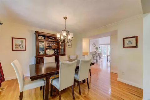Dining - 725 Kerley Ct, Wildwood, MO 63011 photo 2 of 6