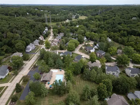 View/Area - 725 Kerley Ct, Wildwood, MO 63011 photo 2 of 5