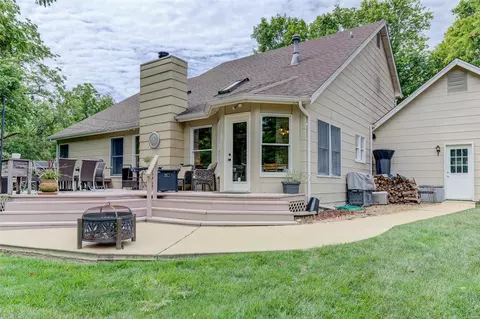 Exterior - 725 Kerley Ct, Wildwood, MO 63011 photo 3 of 12