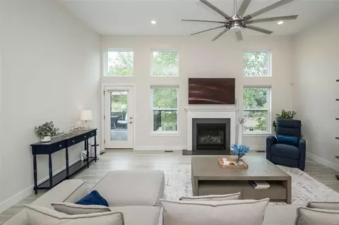 Living - 411 Ava Renee Dr, Manchester, MO 63021 photo 1 of 3