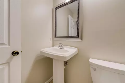 Bath - 1332 Holgate Dr #E2, Ballwin, MO 63021 photo 1 of 3